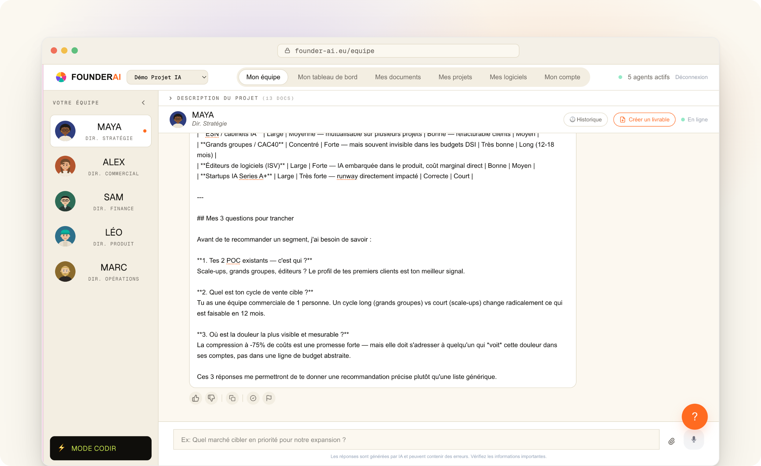 Interface FounderAI par défaut — agents Maya, Alex, Sam, Léo, Marc